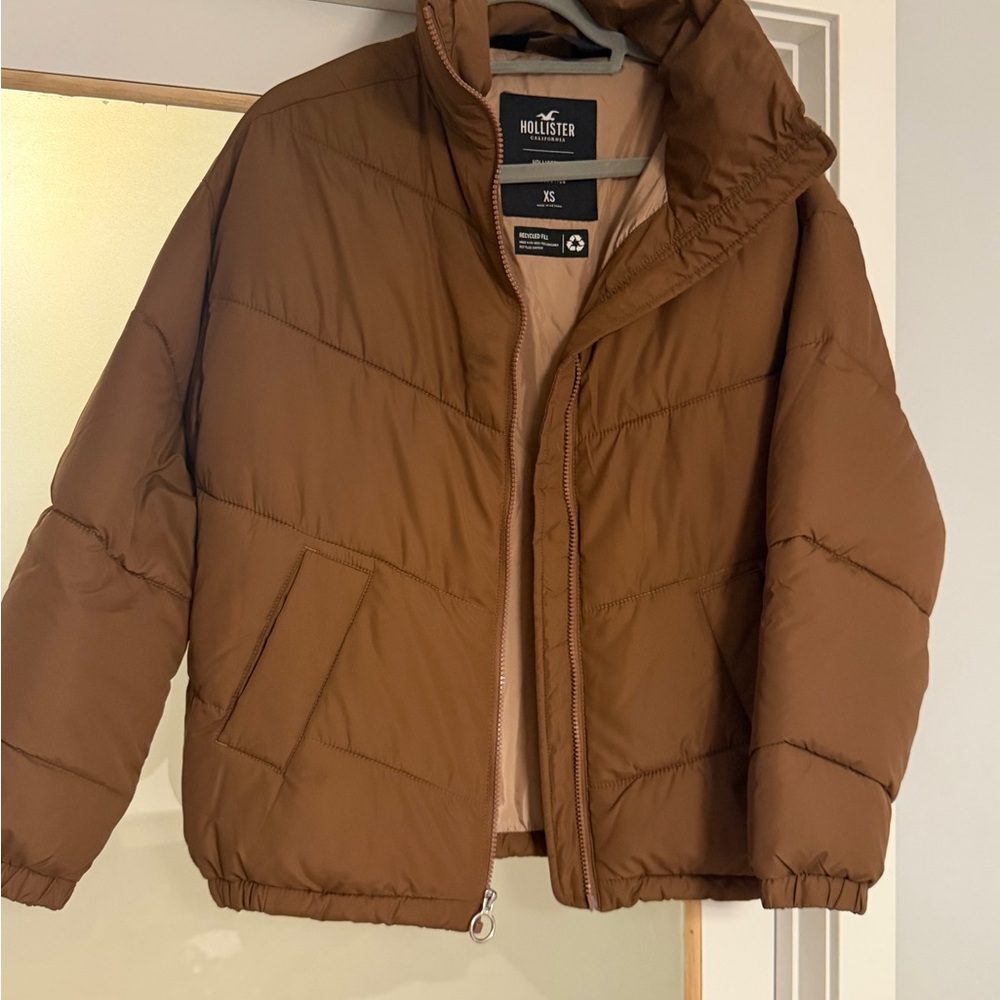 Hollister Brown Puffer Jacket - Picture 3 of 3